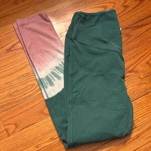 PINK Victoria's Secret Green and Pink Leggings
